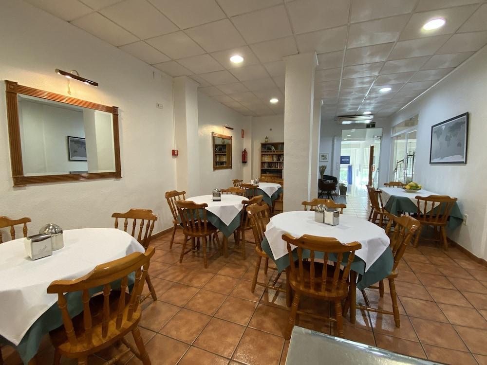 Hostal Pensimar El Altet Luaran gambar