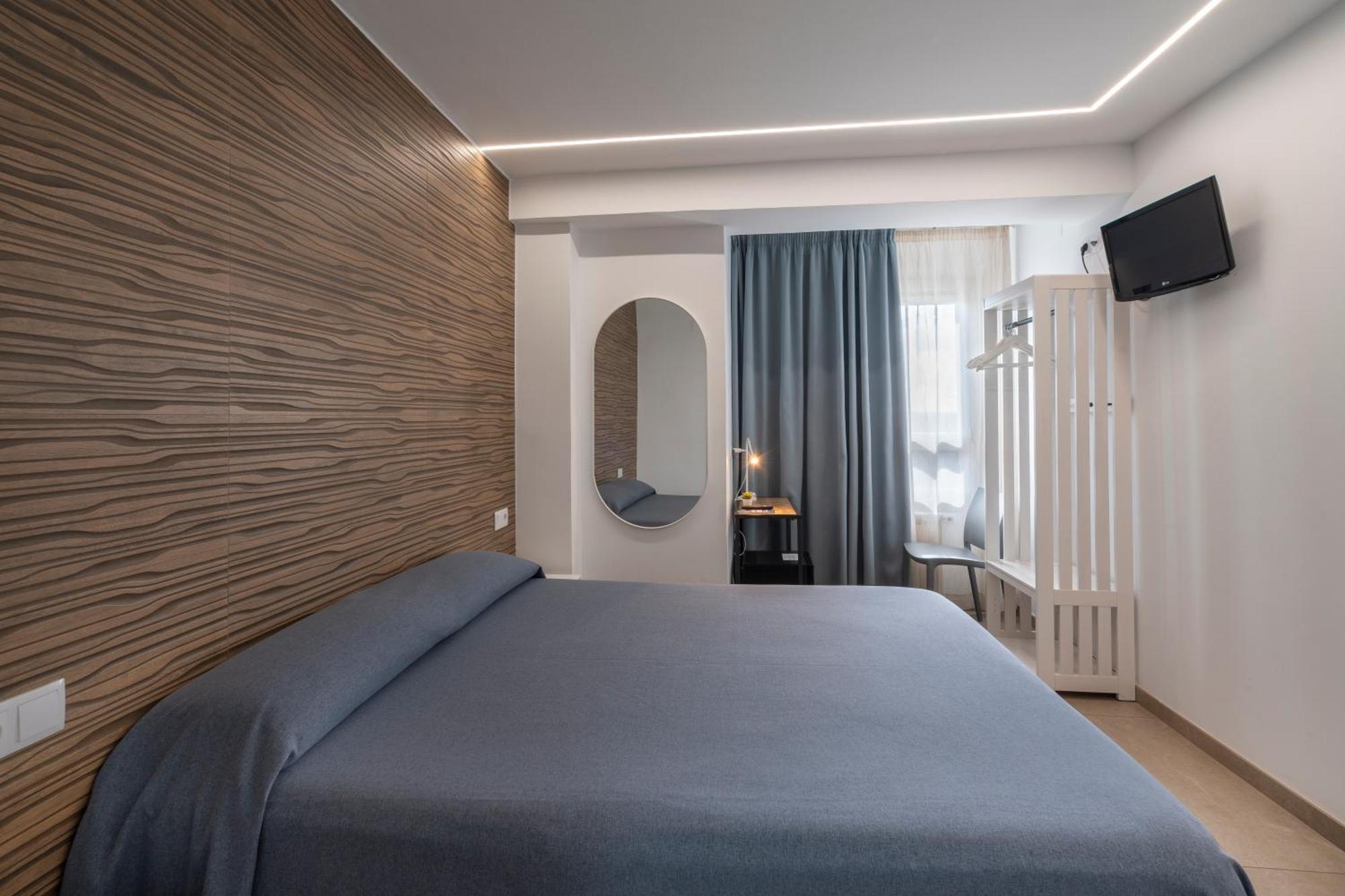 Hostal Pensimar El Altet Luaran gambar