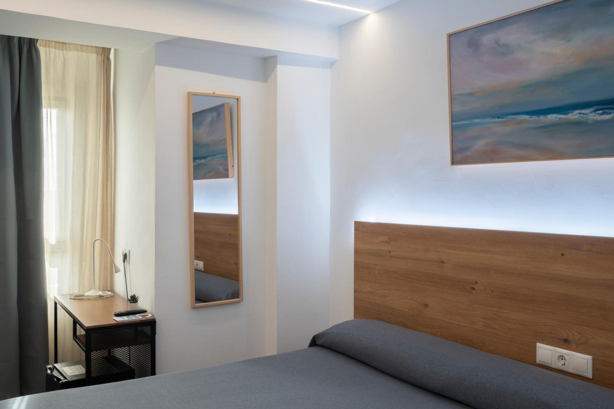 Hostal Pensimar El Altet Luaran gambar