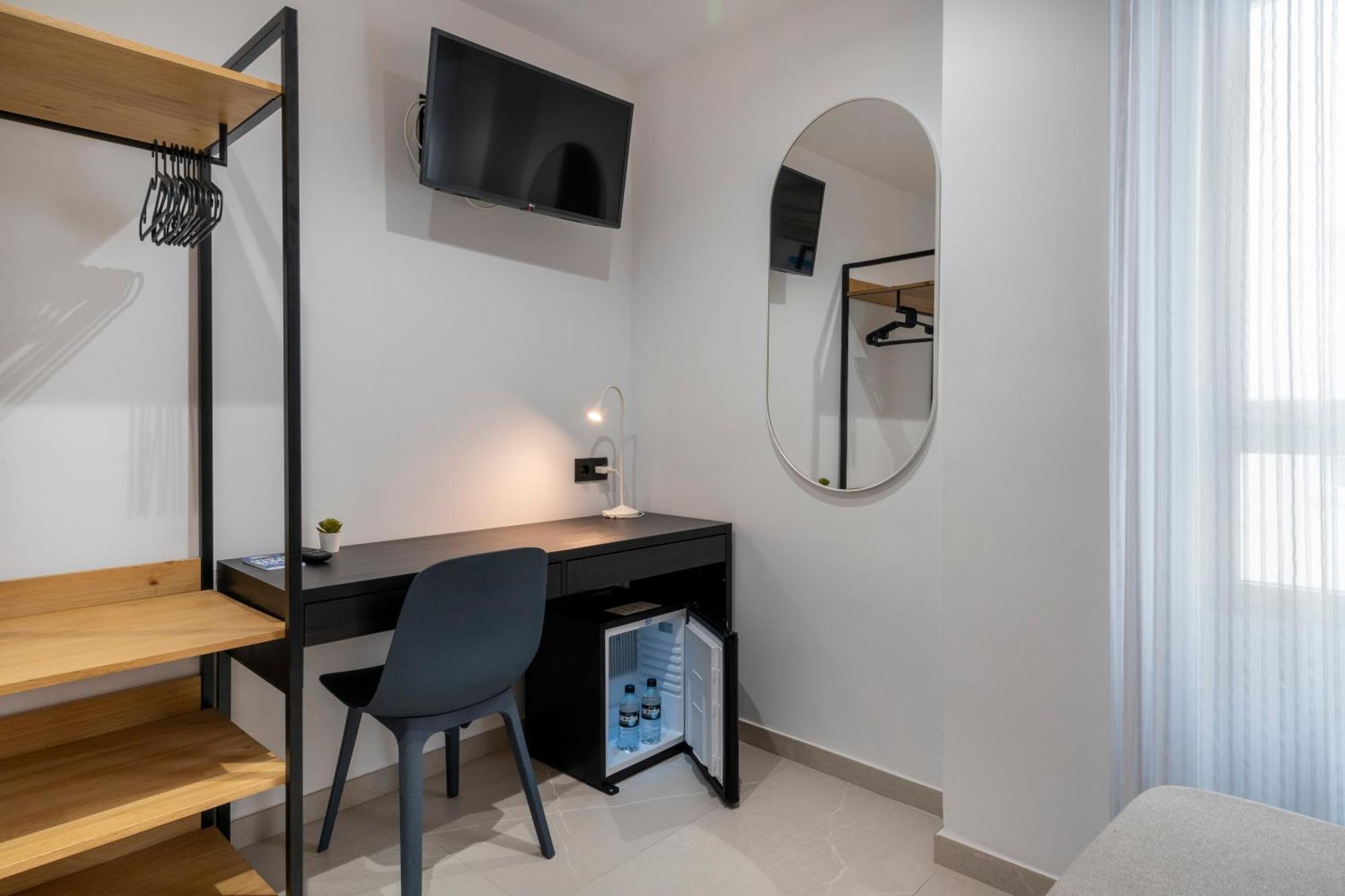 Hostal Pensimar El Altet Luaran gambar