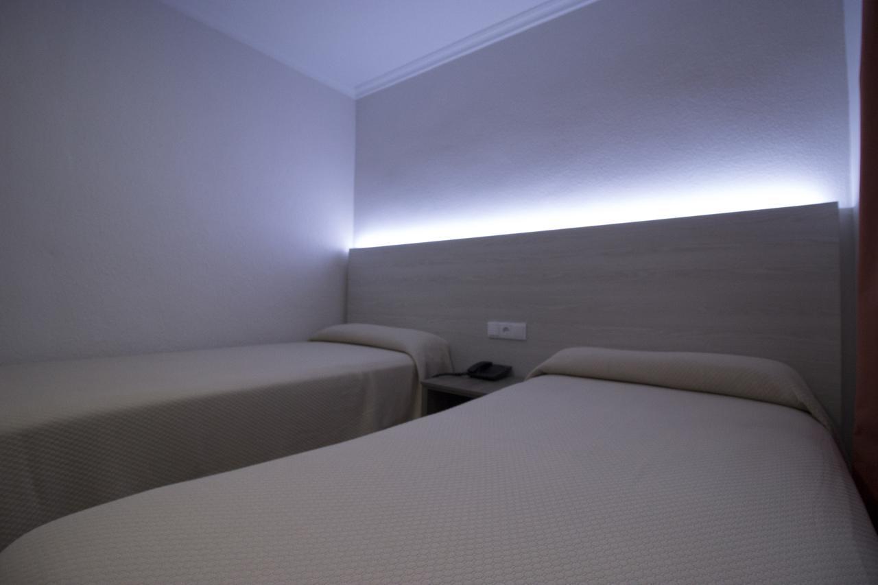 Hostal Pensimar El Altet Luaran gambar