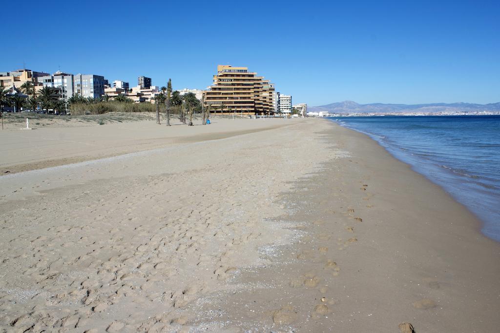 Hostal Pensimar El Altet Luaran gambar