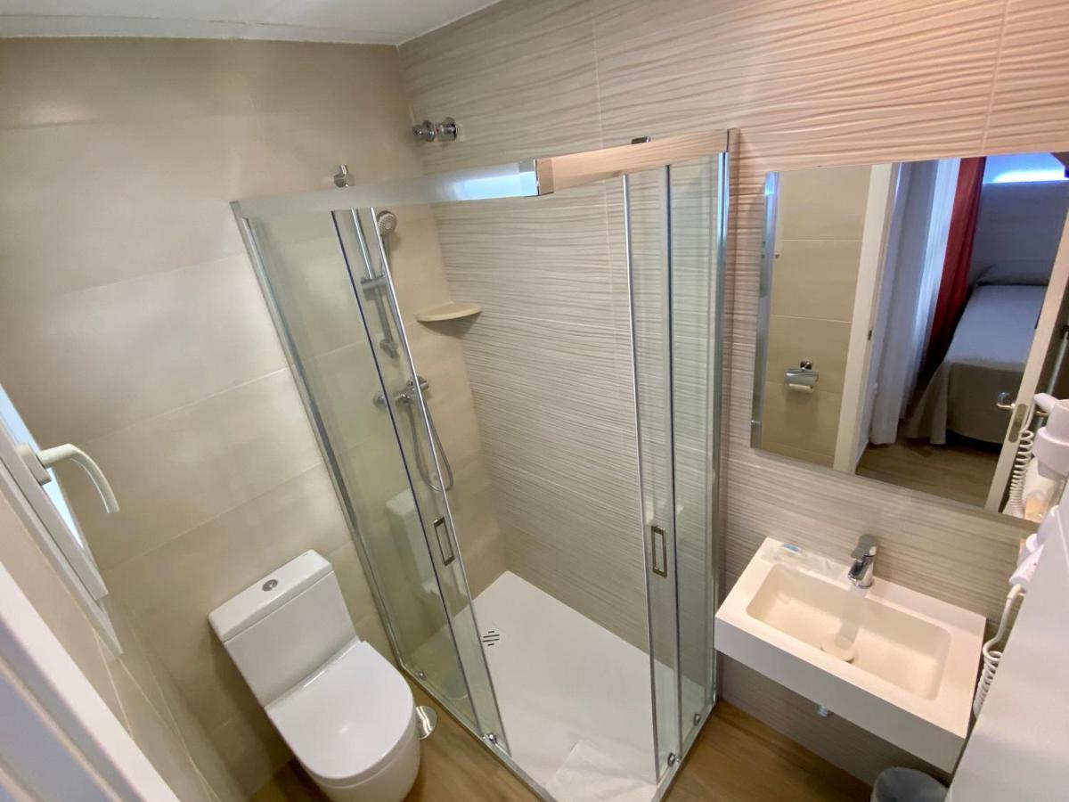 Hostal Pensimar El Altet Luaran gambar